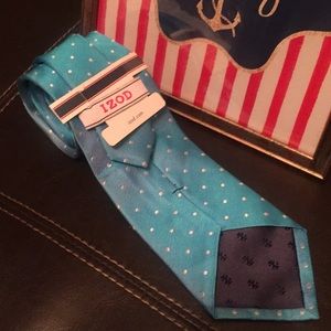 NWT IZOD Silk Necktie
